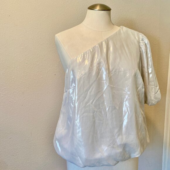 I.N.C. Off-Shoulder Asymmetrical Silvery Blouse‎ Women’s Large Liquid Look - Picture 8 of 8